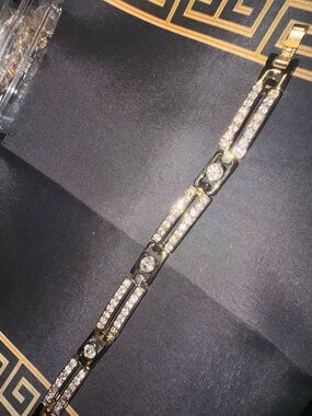New🔥Gold-Tone bracelet with Rhinestones (Unisex)